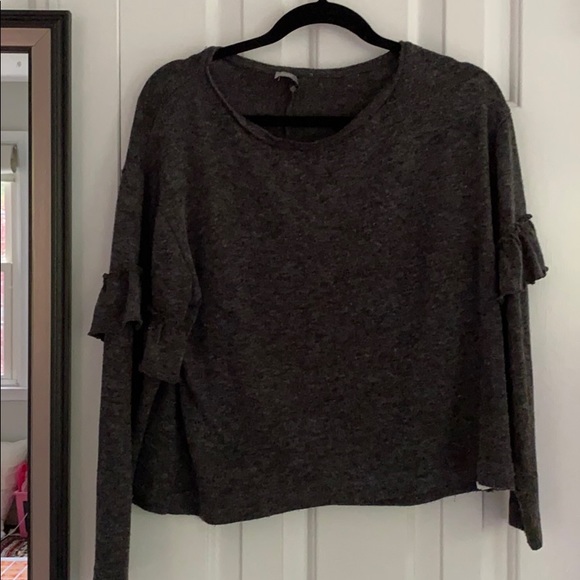 Grey sweater - Picture 1 of 4